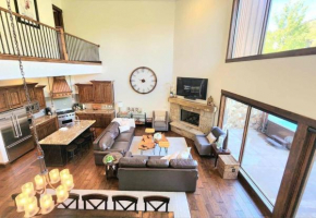 Luxury 4BR ski resort house